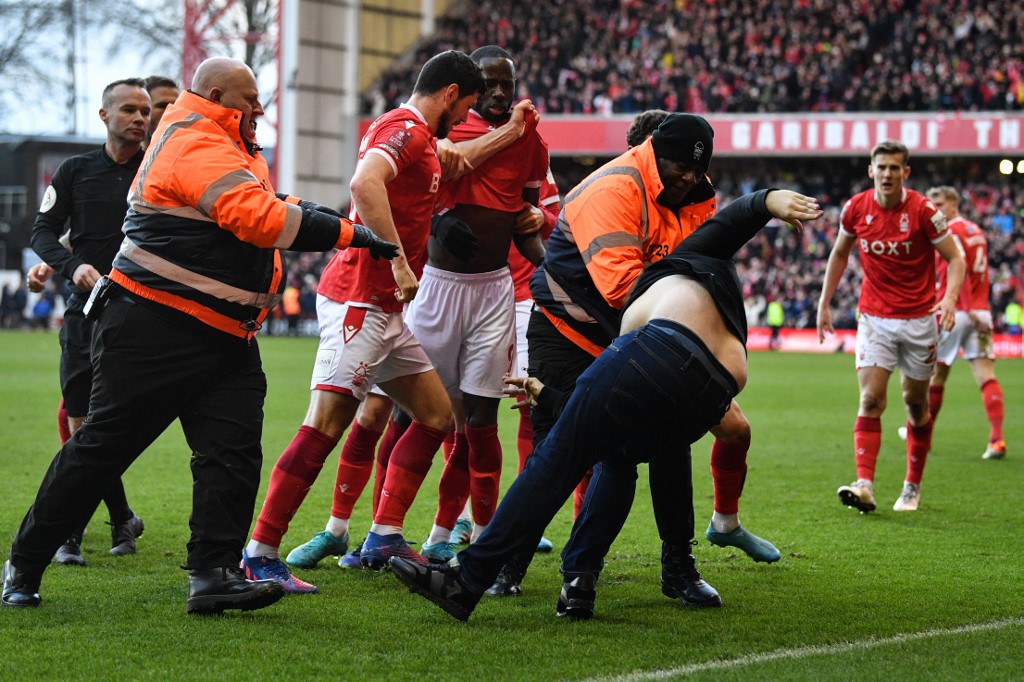 J9真人游戏第一品牌- 诺丁汉森林违规引援遭调查，可能面临扣分处罚  